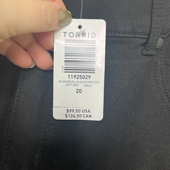 New Torrid Black Bombshell Skinny Stretch Distressed Jeans Women Plus Size 20 - Picture 3 of 5